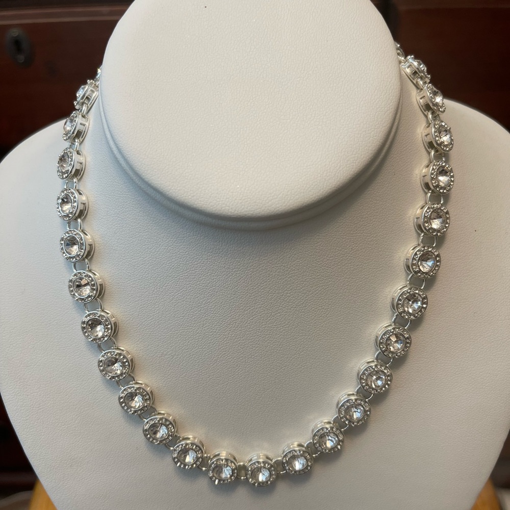 Beautiful necklace!!!